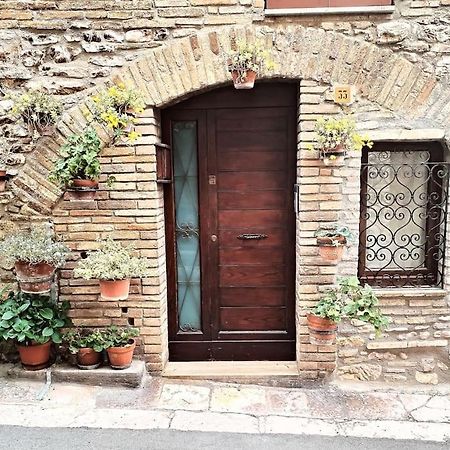 Appartamento Nonna Milde Assisi Exteriér fotografie